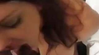 生物课当着全班人的面做到高C露脸眼镜少妇边看A片边做爱