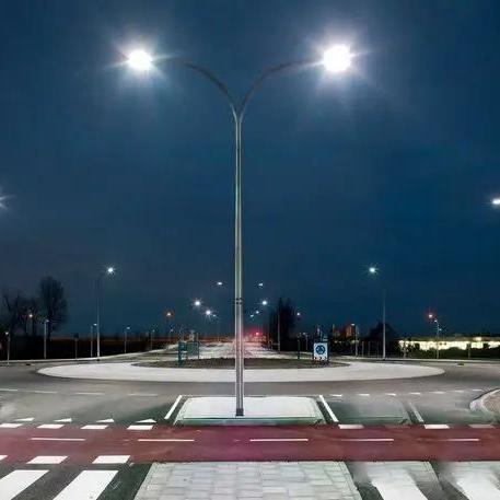 玉缘路段路灯安装项目案例